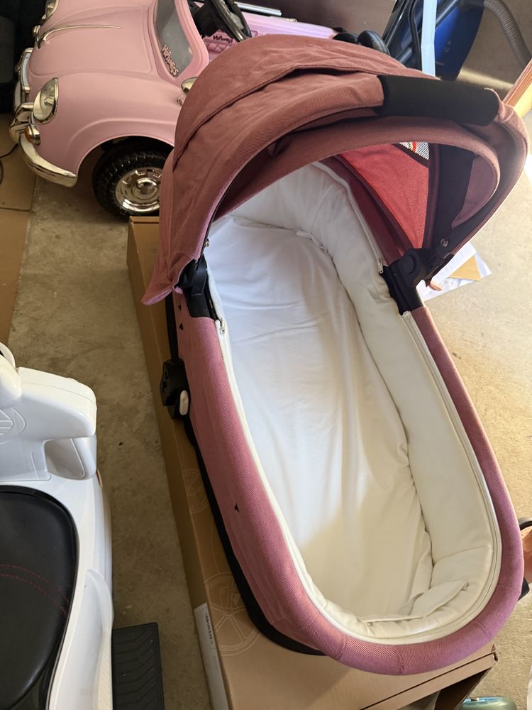 Кош за новородено Cybex Cot S magnolia pink с адаптери