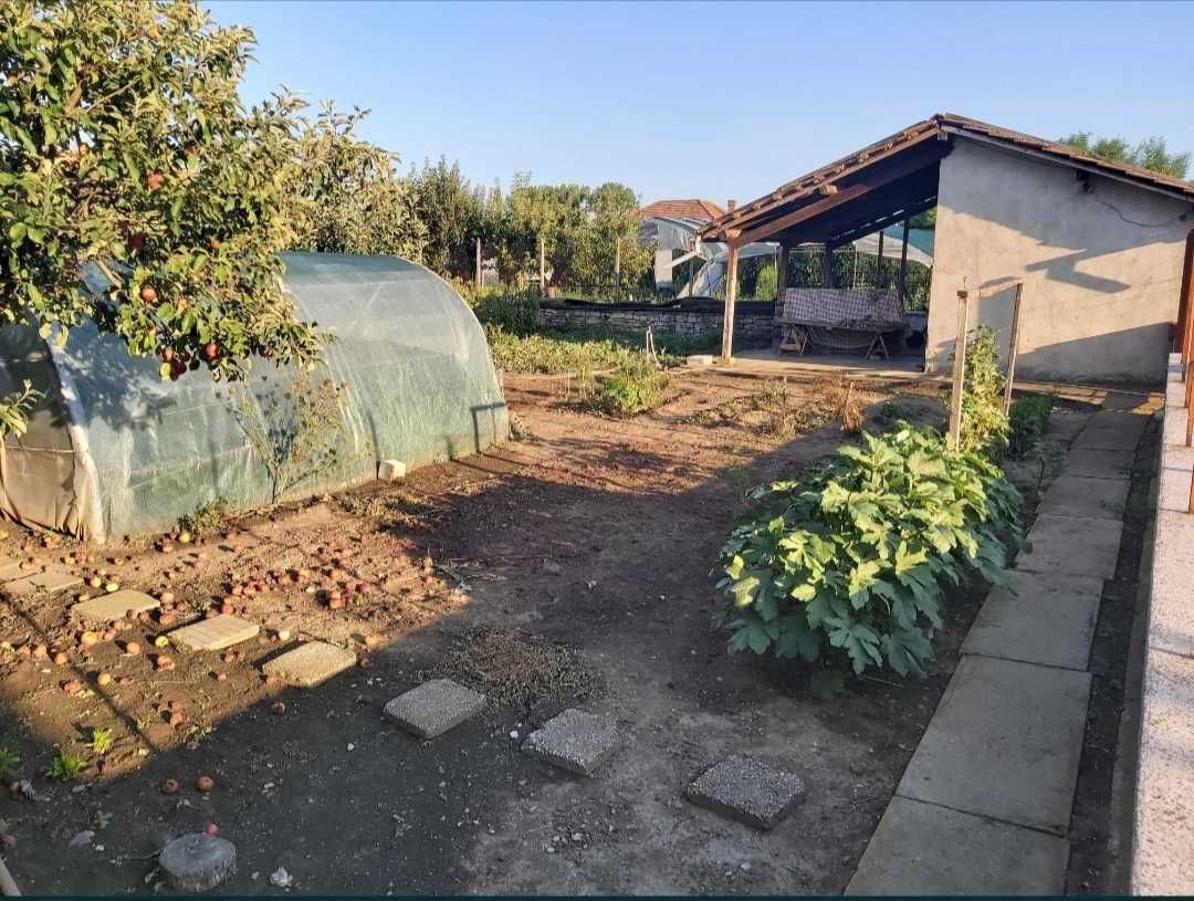 Продава се Къща в с. Ресен, Област Велико Търново - 110 кв.м за 878 €/кв.м - Снимка #1
