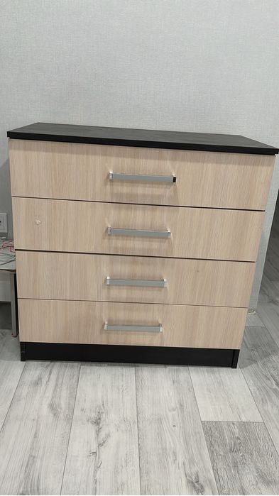 Продам комод венге