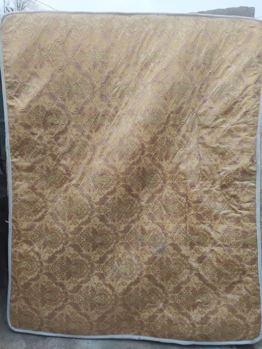 Продам два матраса