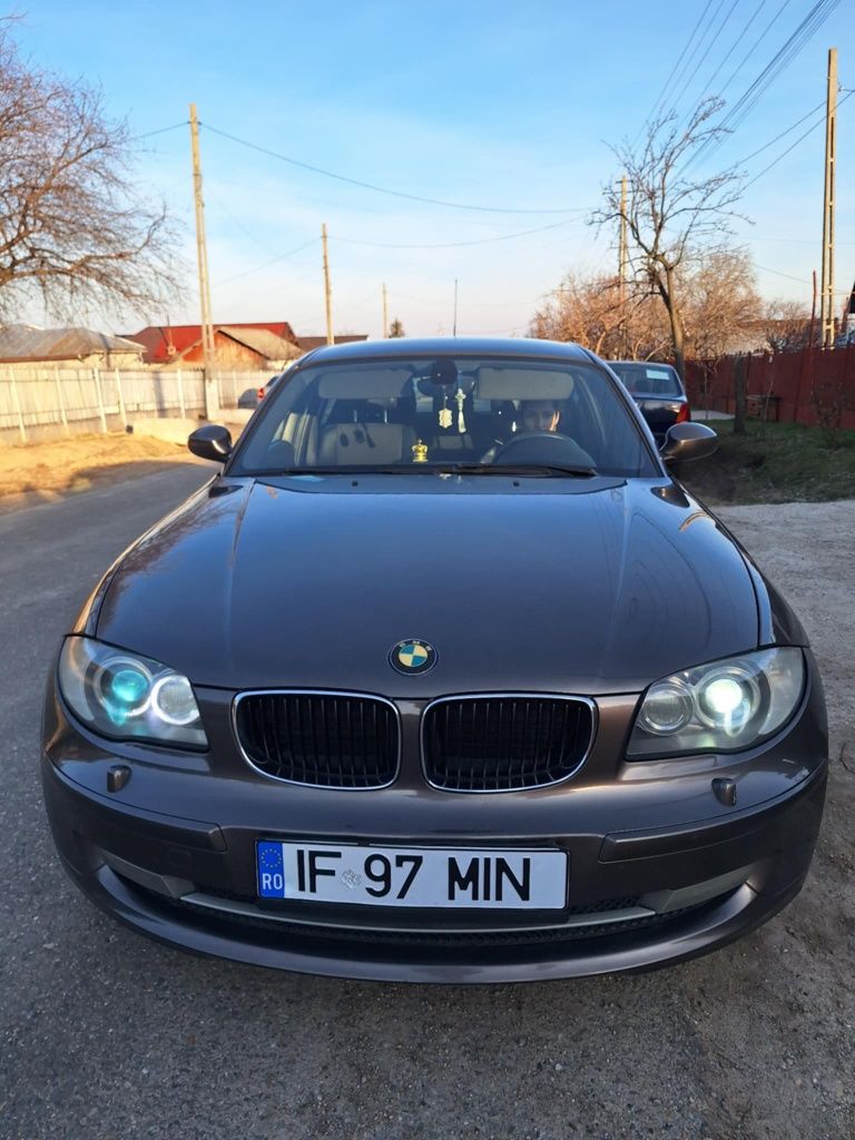BMW Seria 1 E87.