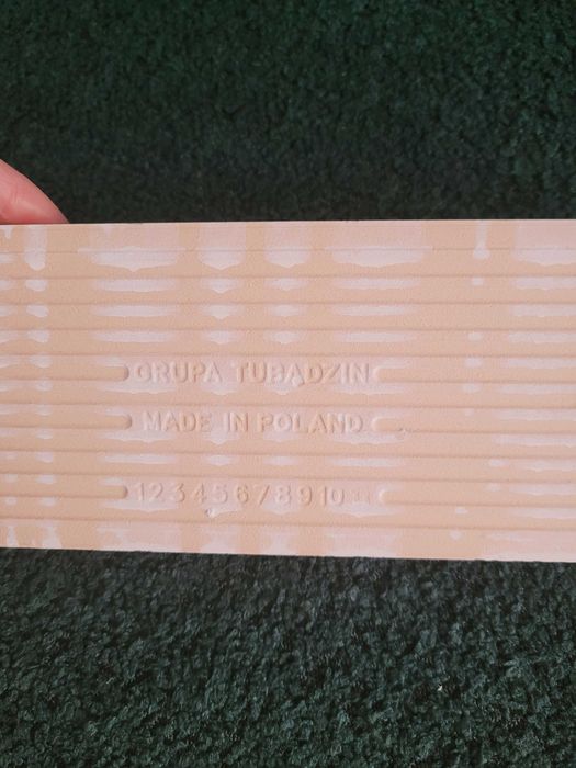 Faianta ingusta 23,3x7,5x0,75, alba