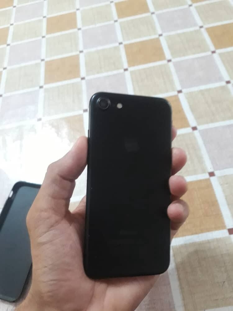 Iphone 7 srocniy