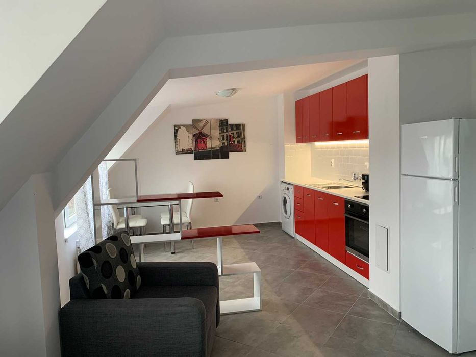 Нощувки - Stylish 1BR near Centre