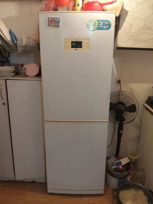 Холодильник сатылады