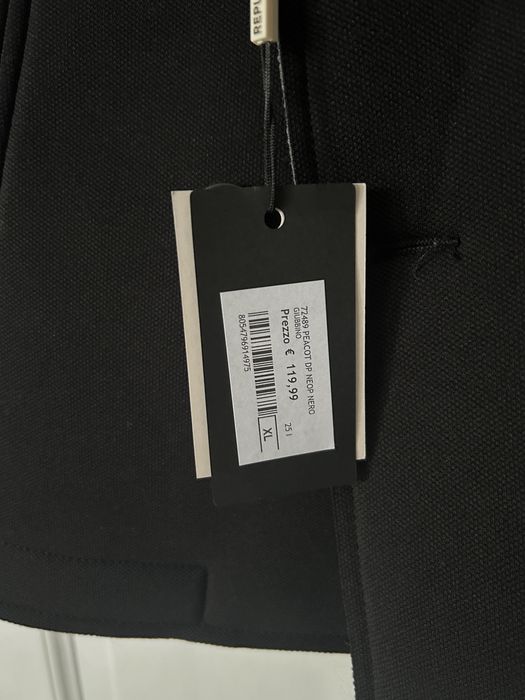 Haina Republica nou cu eticheta