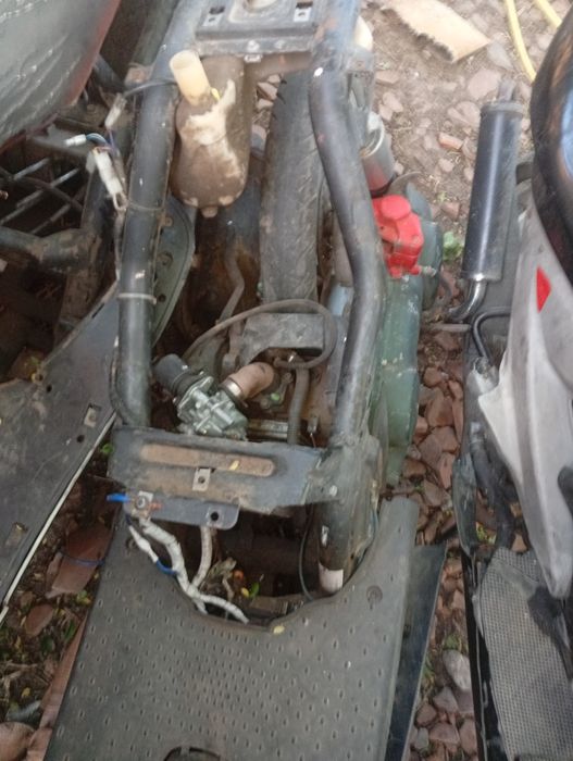 Scutere Aprilia de 49cc