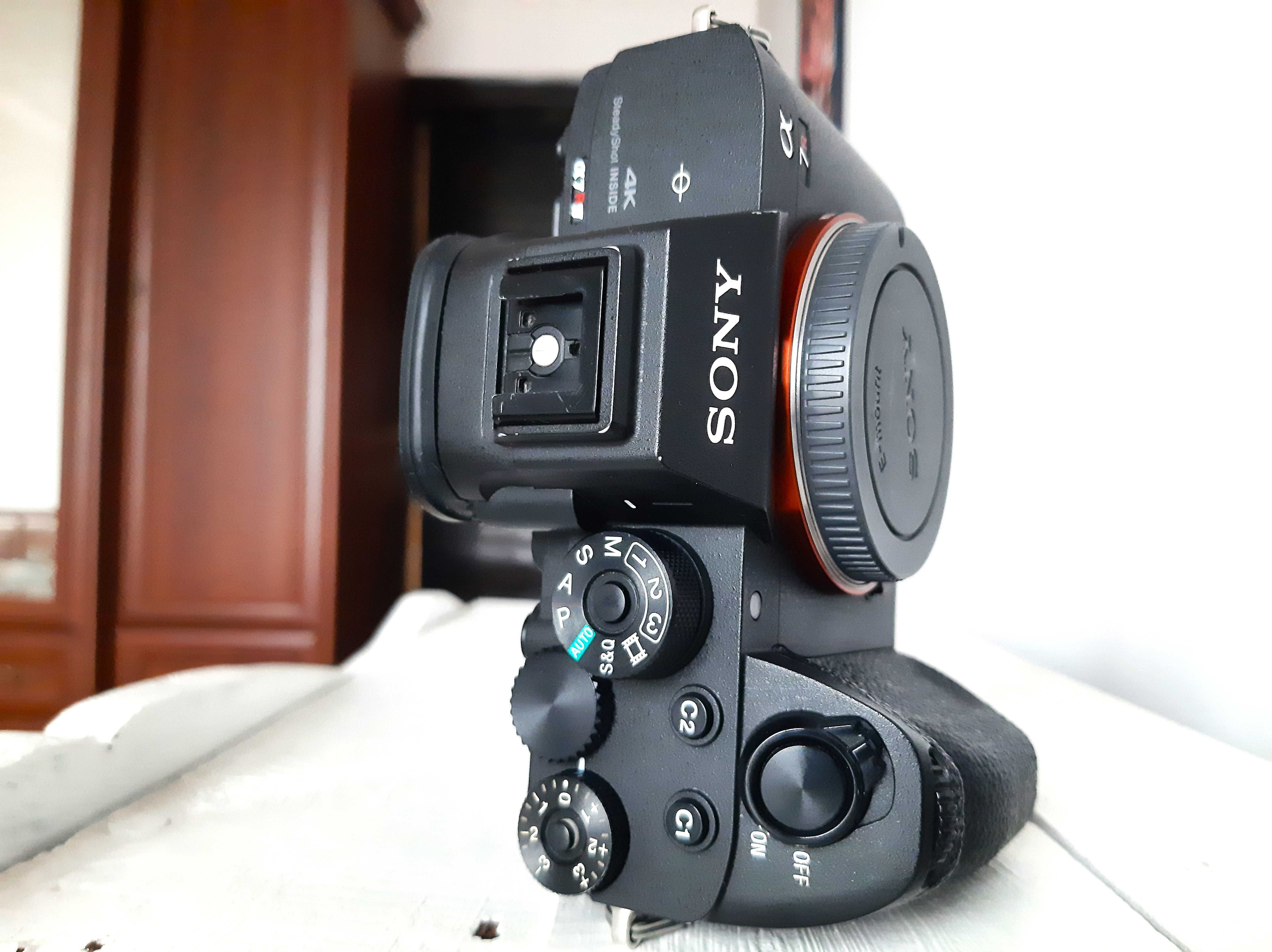 Sony Alpha A7R IV + Обектив Sony 28-70mm f/3.5-5.6 OSS