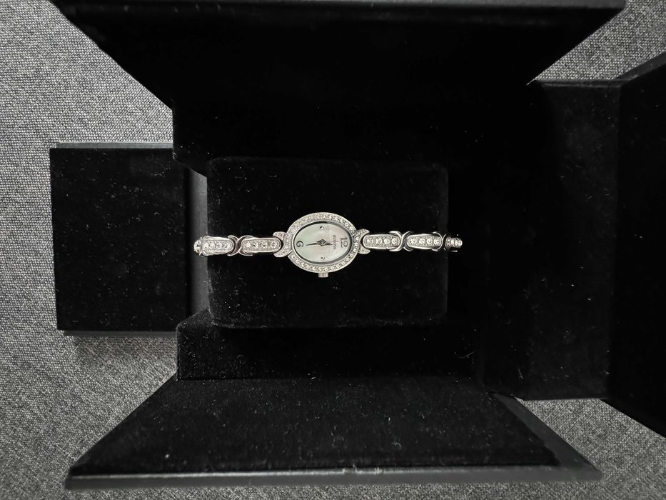Ceas dama Bulova cu cristale Swarowski impecabil