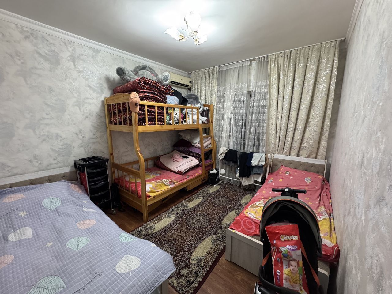 Продаётся 4-х комнатная квартира в Сергели 3