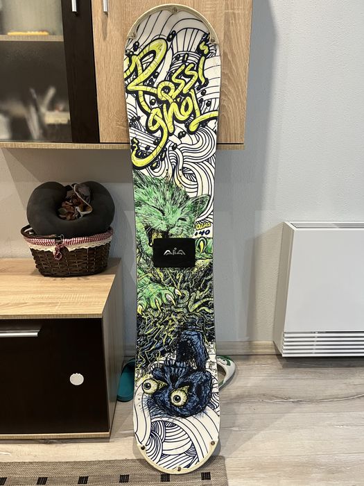 Сноуборд Rossignol Alias 140см + автомати Rossignol Reflet S