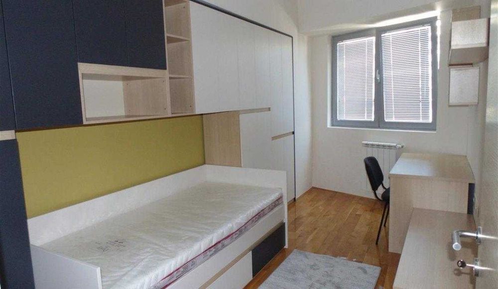 Дава се под наем Тристаен апартамент в Пловдив, Беломорски - 85 кв.м за 387.6 € - Снимка #4