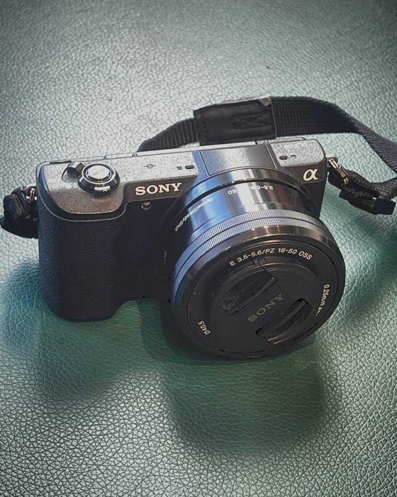 Sony Alpha 5100 Kit