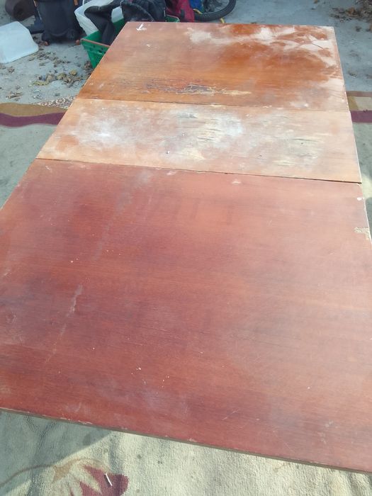 Стол  в хорошем состоянии продам