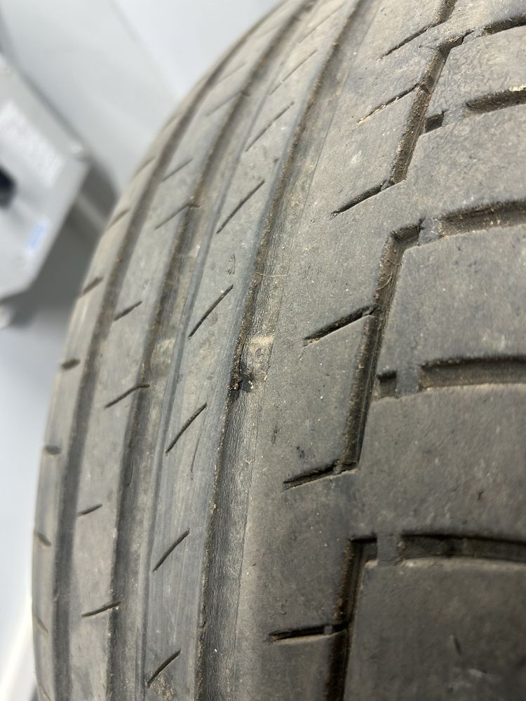 235/60/R18 Continental premium contact 6