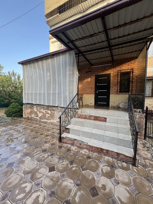 Manzil:  ShayhonToxur tumani Charxnovza 18dom. Mo’ljal tamojnaya insit