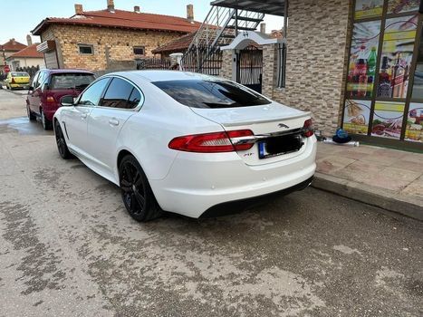 Jaguar XF R Line
