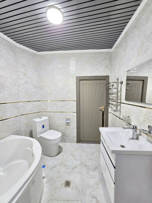 Микрорайон.Сдаётся 3х комнатная Люкс в Новостройке.Дамир заправка