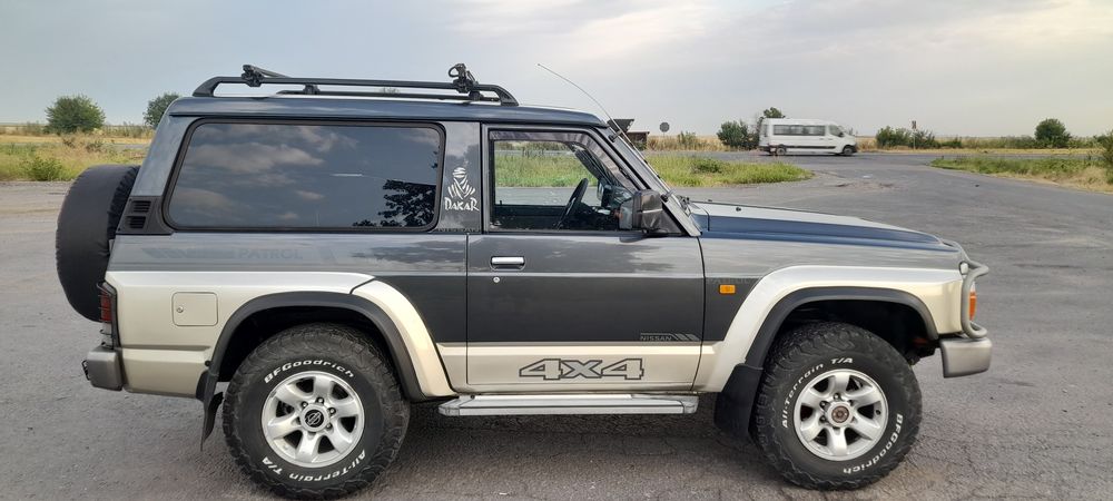 Nissan Patrol Y60