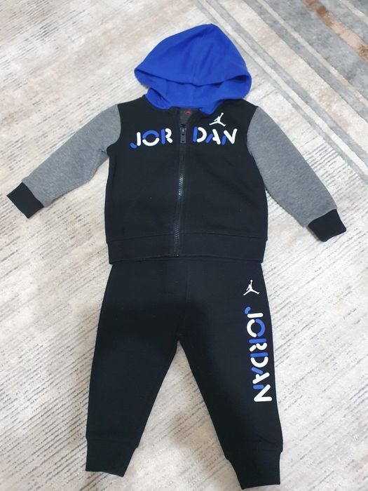 Vand hainute baietel