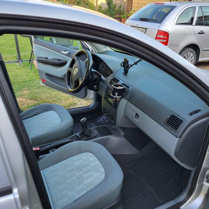 Skoda Fabia 1400cc - 100cai 2002