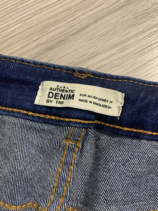 Blugi scurti Zara