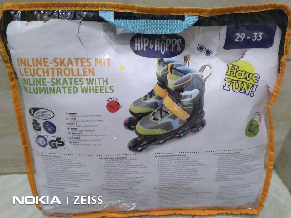 Ролери със светещи колела