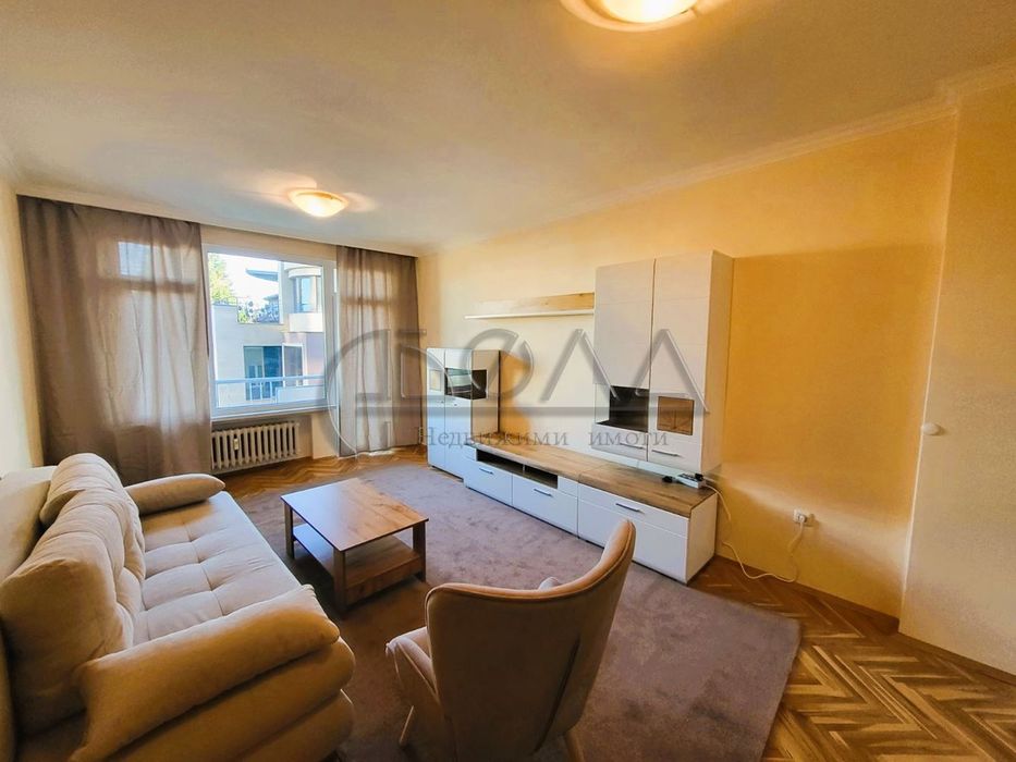 Дава се под наем Тристаен апартамент в София, Изток - 90 кв.м за 780 € - Снимка #1