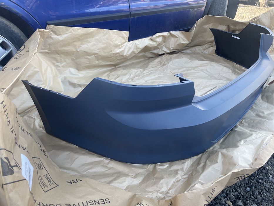 Bara spate vw passat b8