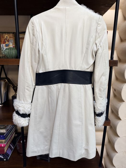 Луксозно палто-естествена кожа Elisabetta Franchi Gold размер 40 ,S-XS