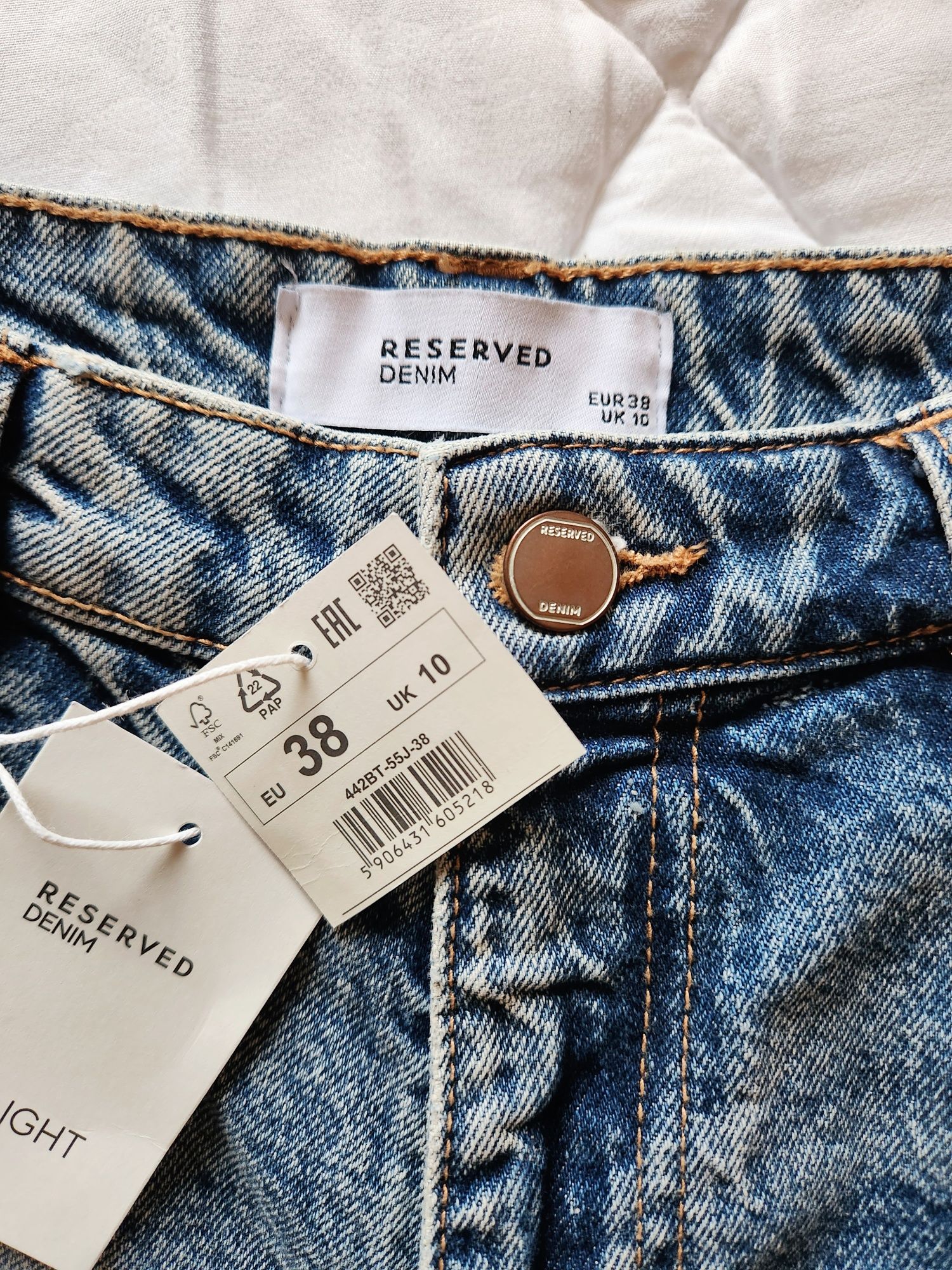 Дънки S/M 38 висока талия прави скъсен крачол сини mid wash blue jeans
