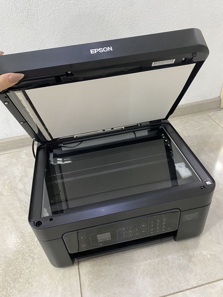 Принтер Epson Inkjet Multifunctional