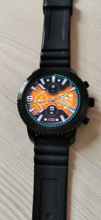 Black May === Smartwatch Fossil