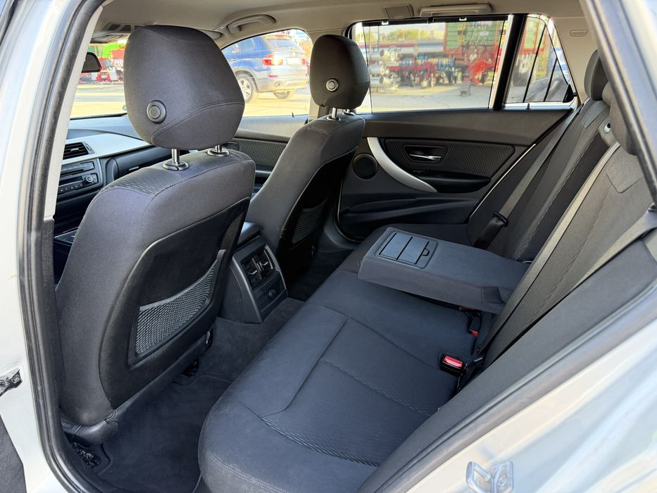 Bmw Seria 3 320d 184 Cp 2014 Euro 5  Automat | BiXenon | Navigatie |