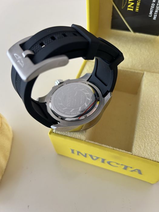 Мъжки часовник Invicta 280000
