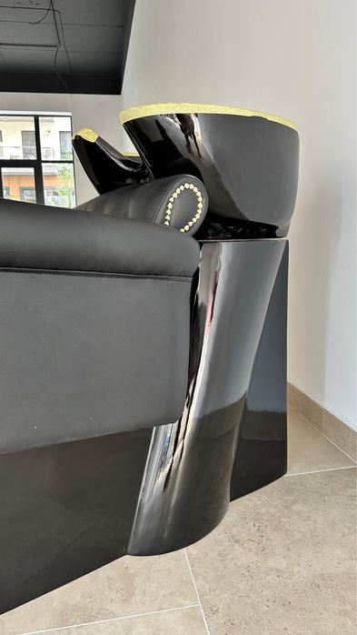 Scaune de frizerie noi model Emperor