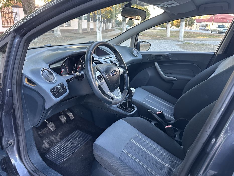 Ford Fiesta, An 2010 - 1.6 Diesel 235.000km