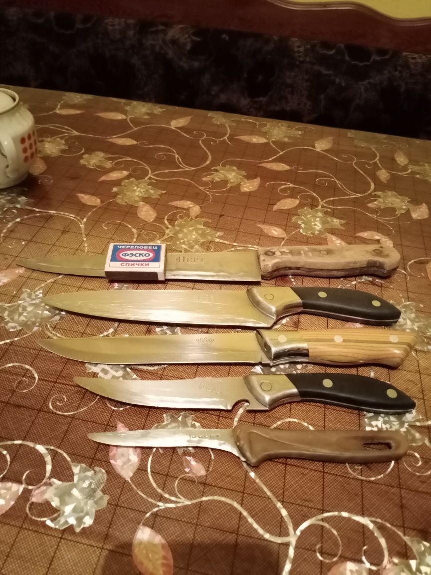 Кухонные ножи пять штук