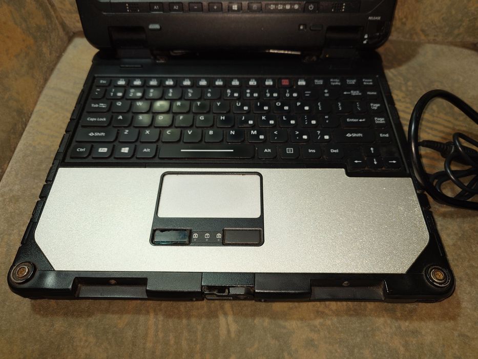 Panasonic CF33 intel I5-7300U 8gb 256 GB WLAN, 4G diagnoza, - tester