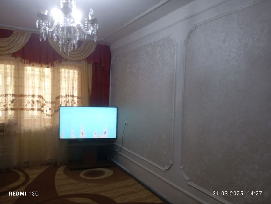 Продается квартира 3 комнатная 10 мкр 4 этаж