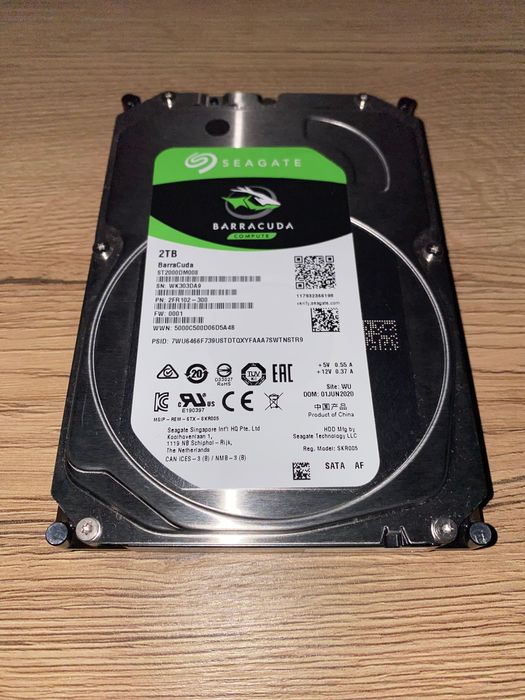 Твърд диск Seagate 2TB