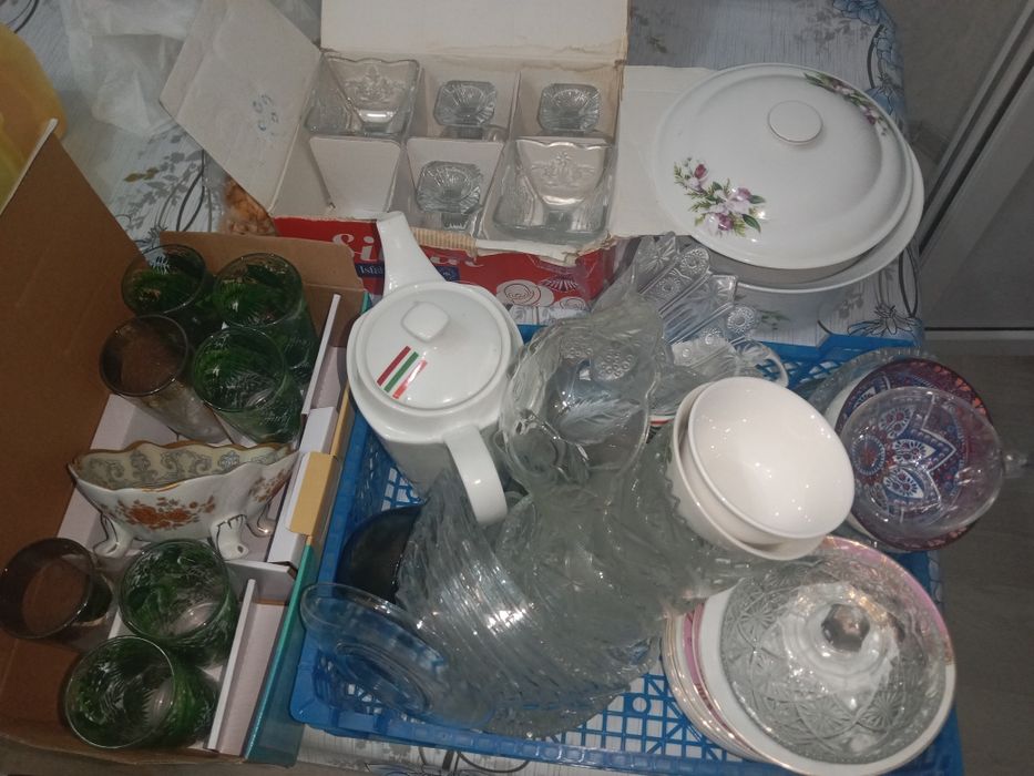 Даром отдам посуды