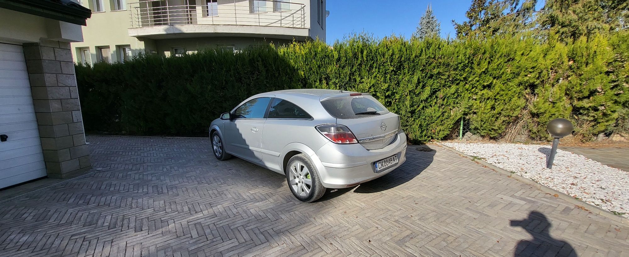 Opel Astra H GTC 1.9 CDTI 120h.p.