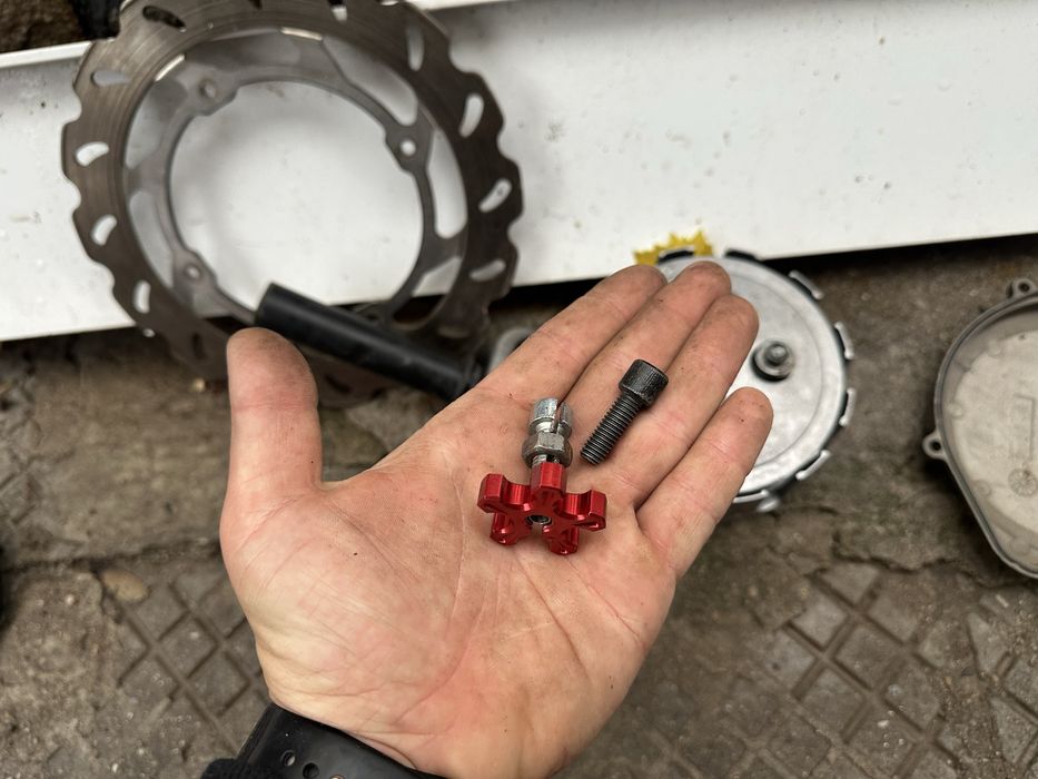 Части за crf 250 2004