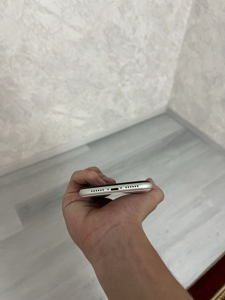 Iphone 11 идеално!