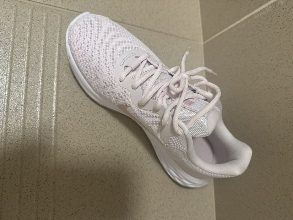 Маратонки NIKE