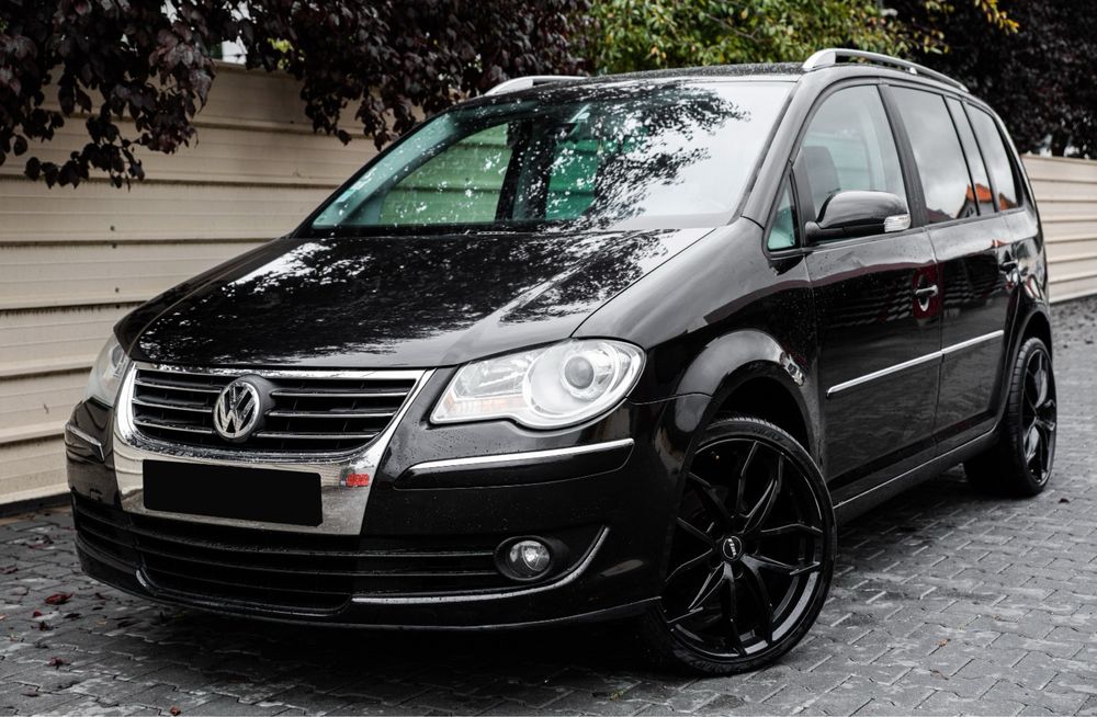 Volkswagen Touran 2007 Automat 2.0 diesel BKD top top