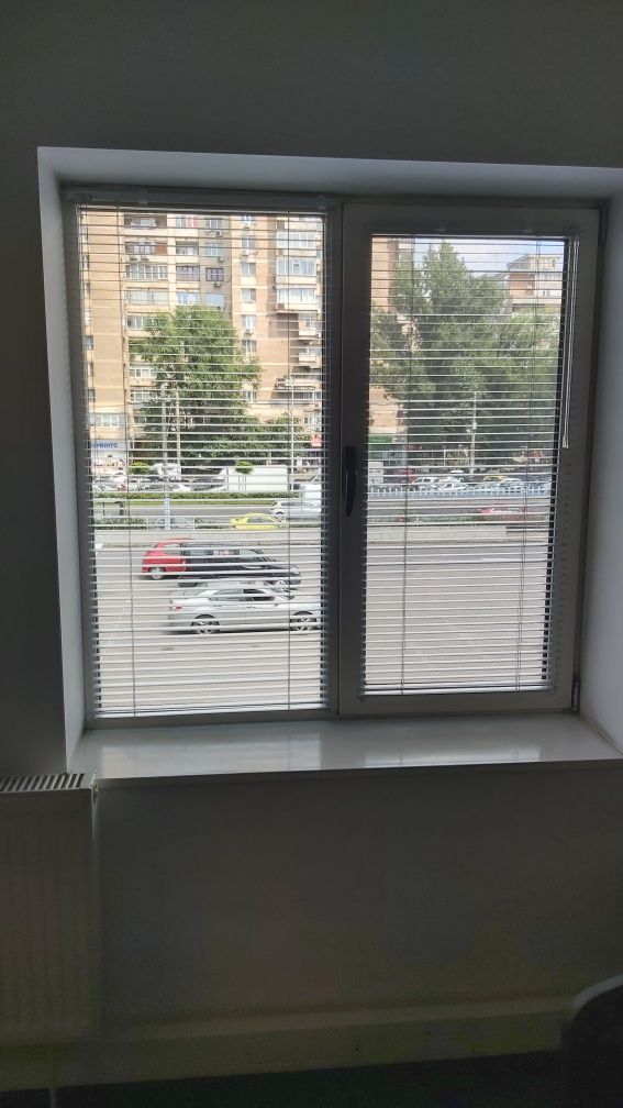 Jaluzele orizontale aluminiu