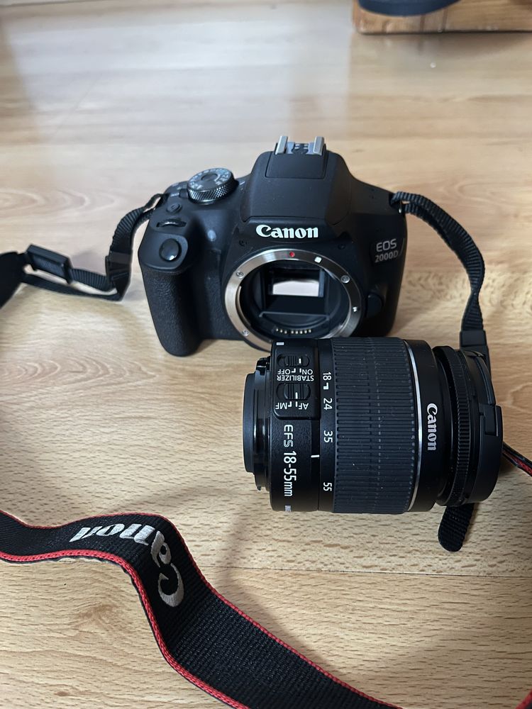 Фотоапарат eos Canon 2000d + обектив 18-55mm