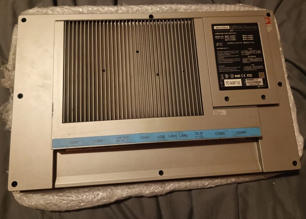 Advantech TPC-1840WP-T3AE
1.996 €